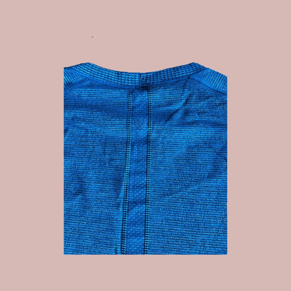 Lululemon | Size 6 | Blue | Long sleeved athletic top - Picture 4 of 4